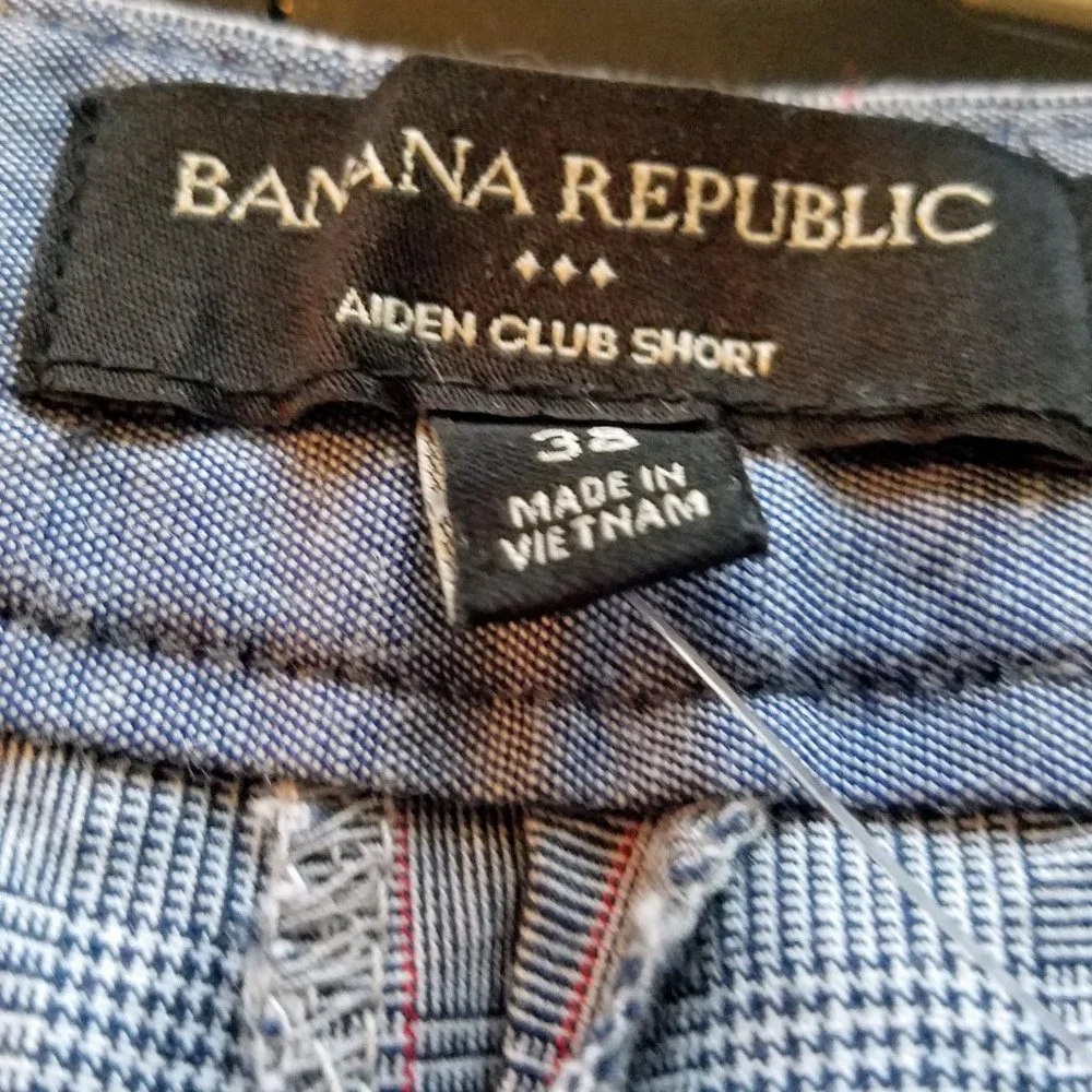 Men's Shorts - Picture 3 of 3